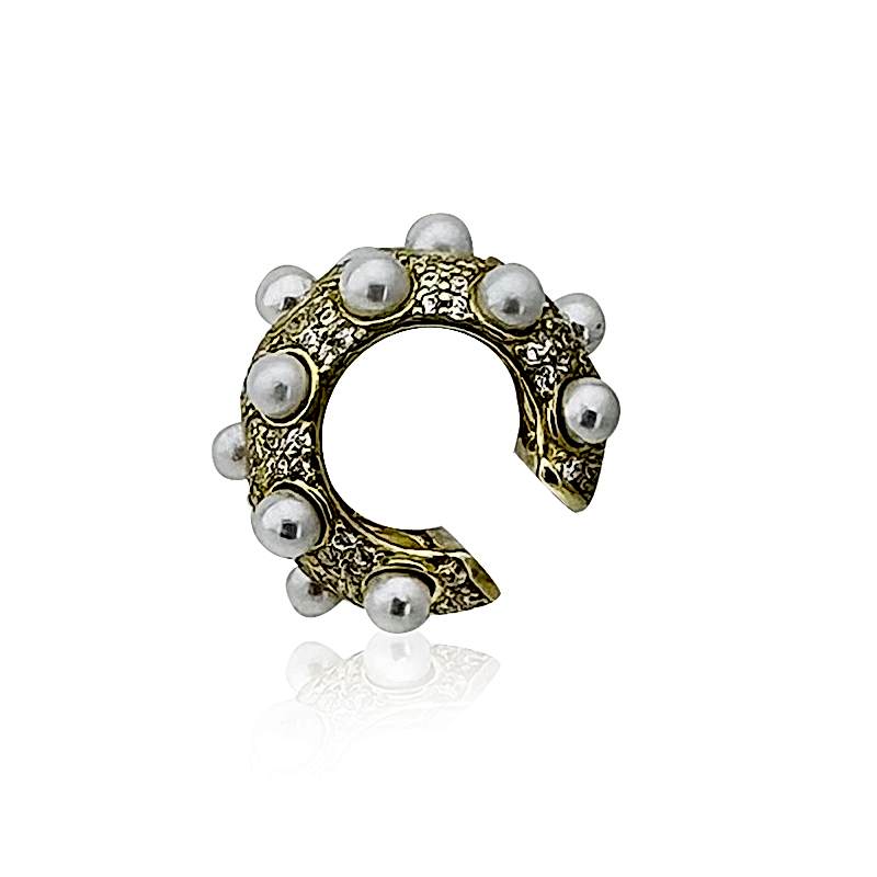 Bon Pearl Cartilage Earring