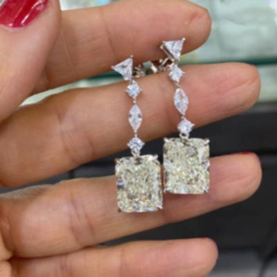 by Eda Çetin - Ellys Moissanite Earring (1)