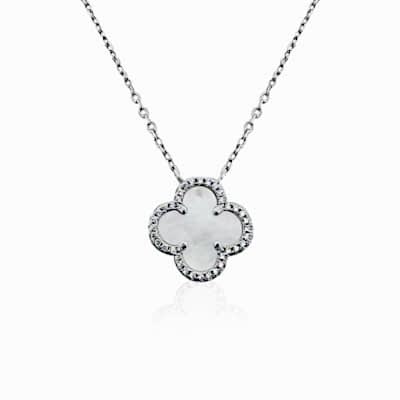 Italian Pearl Clover Necklace - Thumbnail