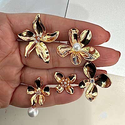 Lily Italian Earrings - 2 - Thumbnail