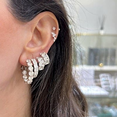 by Eda Çetin - Moissanite Stone Small Hoop Earrings (1)